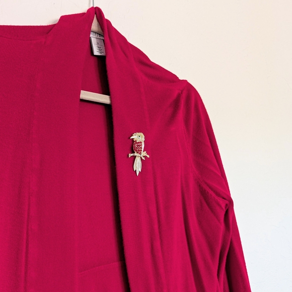 VTG Gold-Tone Parrot Bird Brooch with Red Crystal Accents Retro Figural Whimy - Picture 2 of 7